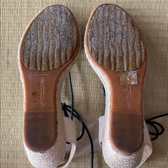 LUCKY Brand Black Open Toe Wedges - Picture 8 of 9